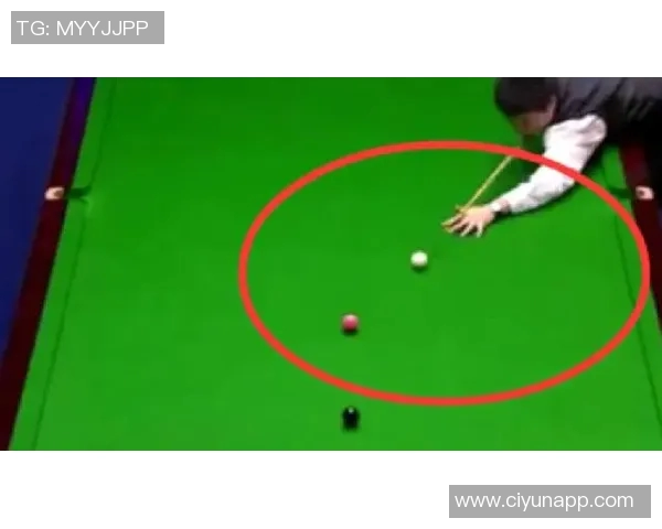 足球明星在桑拿房的搞笑瞬间引发全场爆笑不止的趣事分享